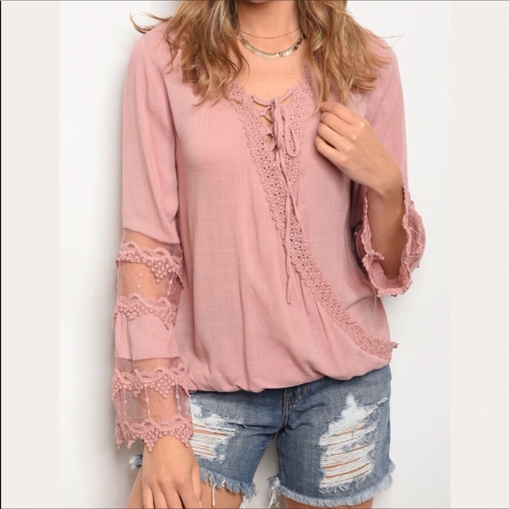 Flattering Light Mauve Crotchet & Lace Blouse🌸🌸